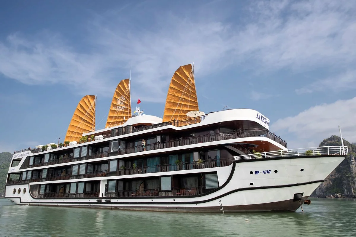 La Regina Cruises