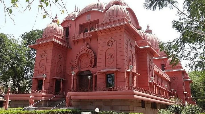 Art Deco Palace