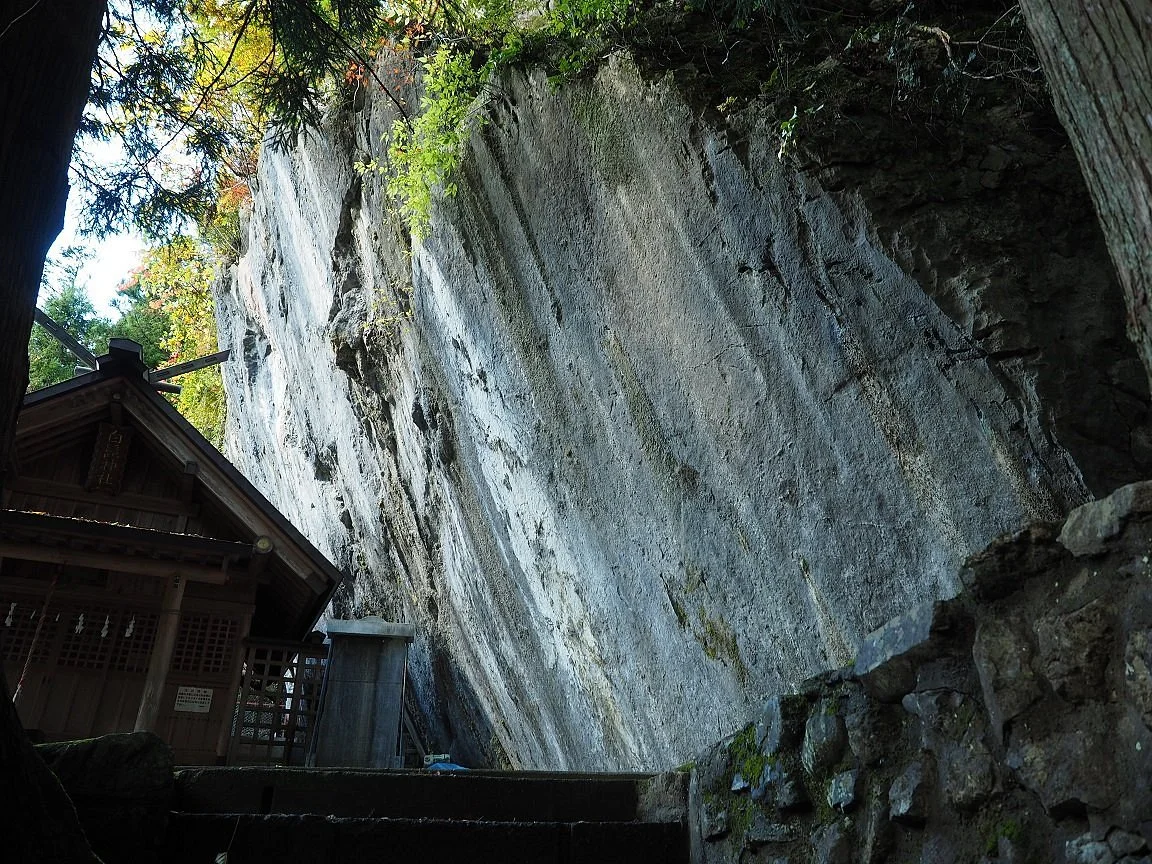 Shirahige Big Rock