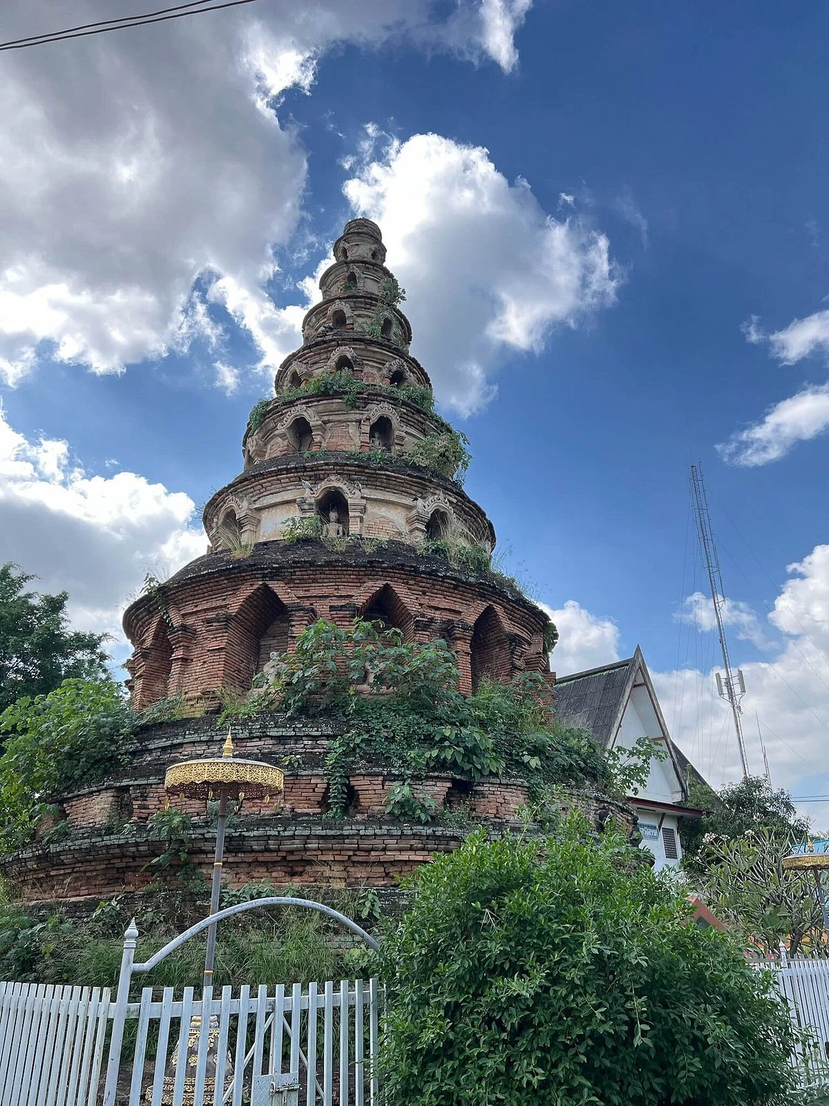Wat Puak Hong Temple