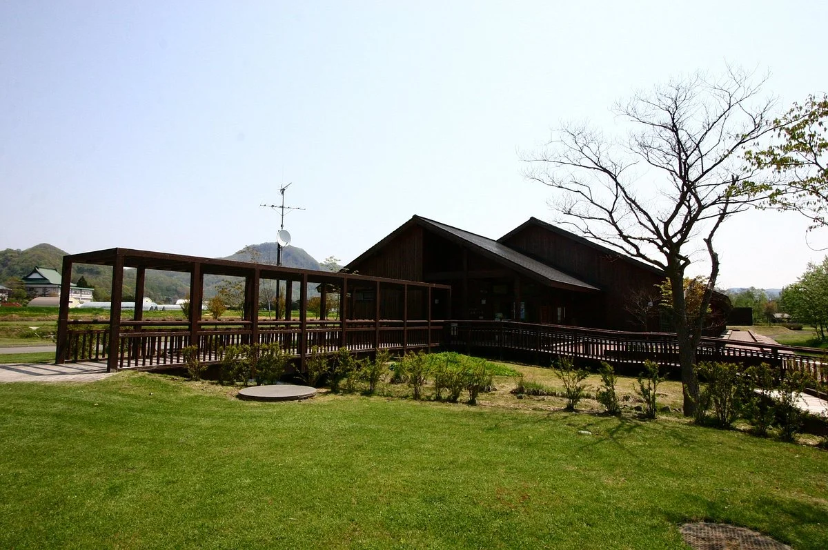 Toya Takarada Nature Experience House