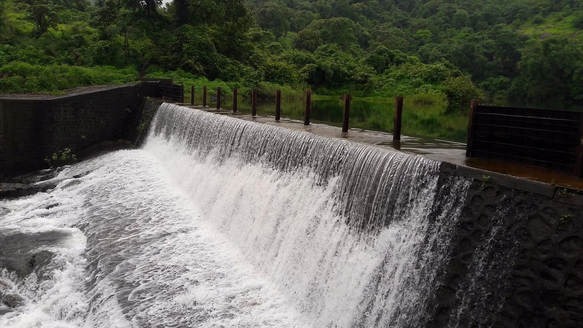 Pelhar Lake