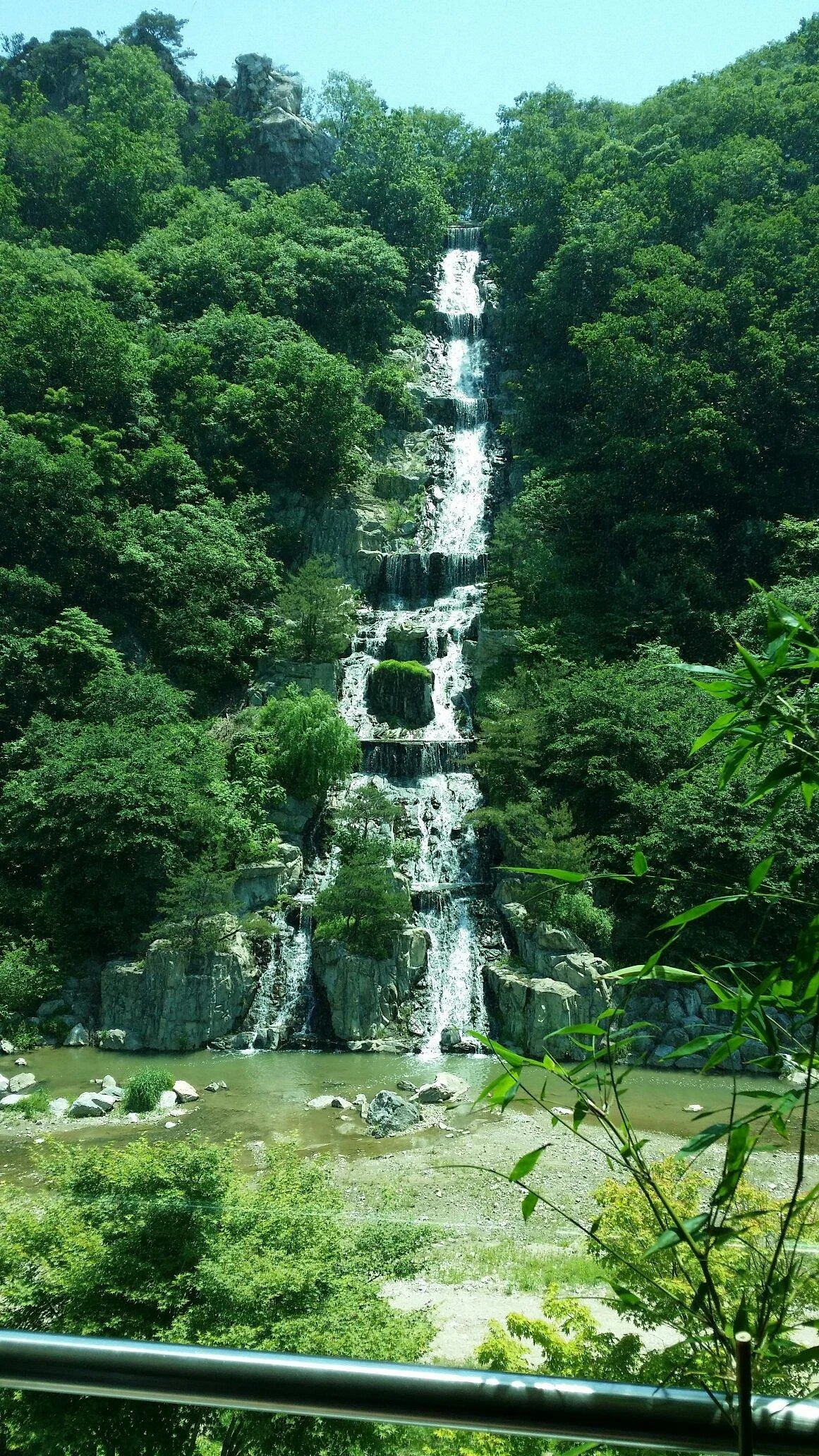 Piano Waterfall