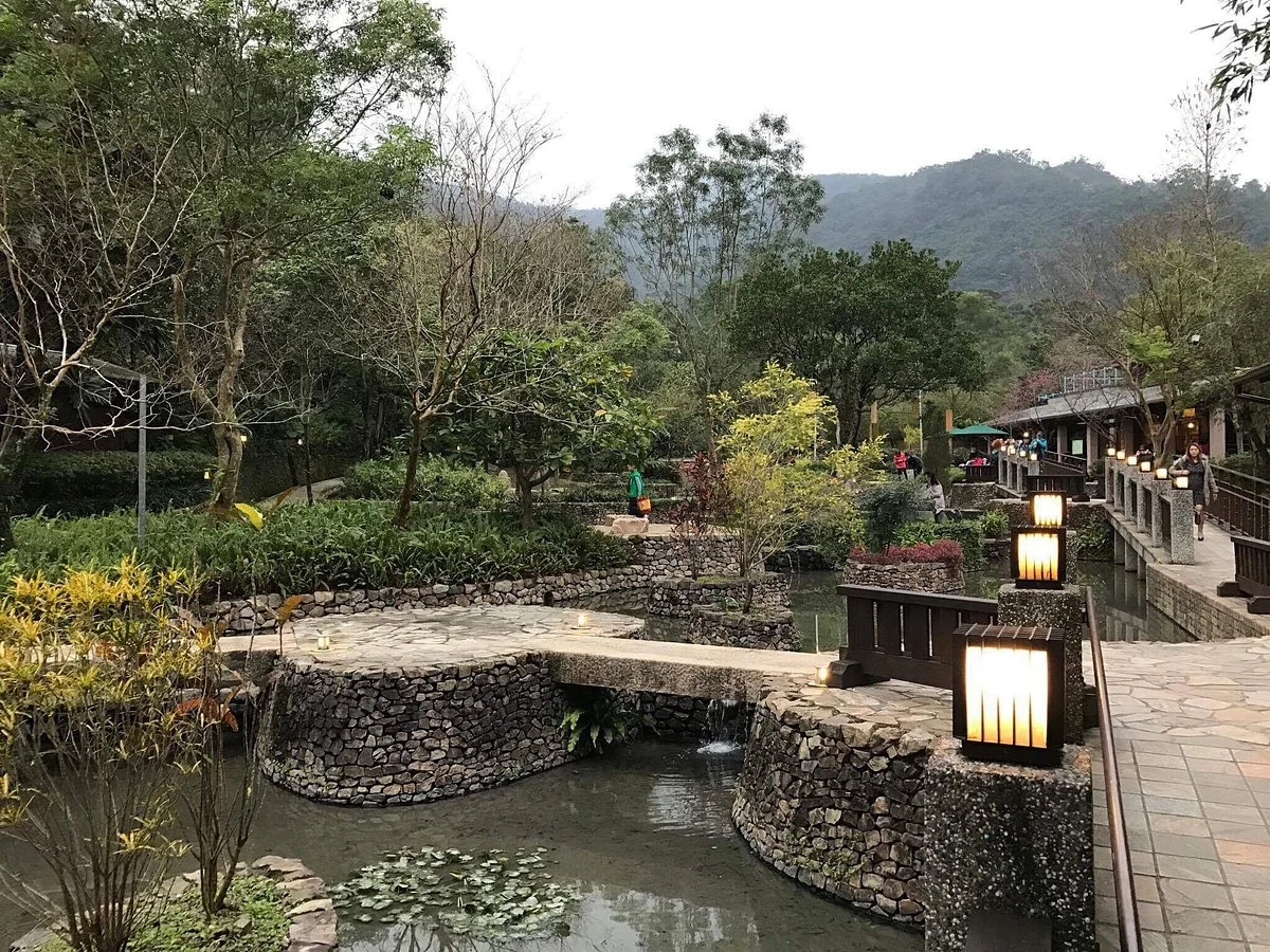 Jiaoxi Hot Spring Plaza