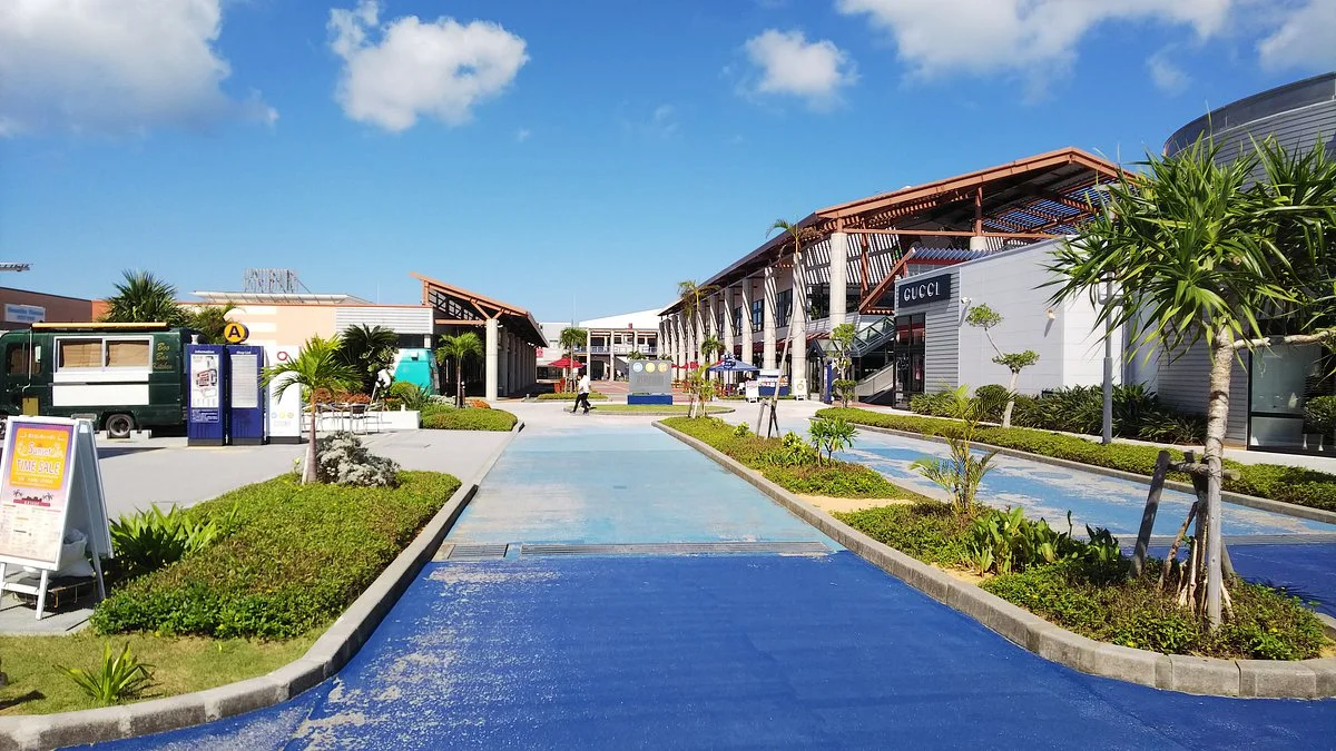 Ashibina Outlet Mall