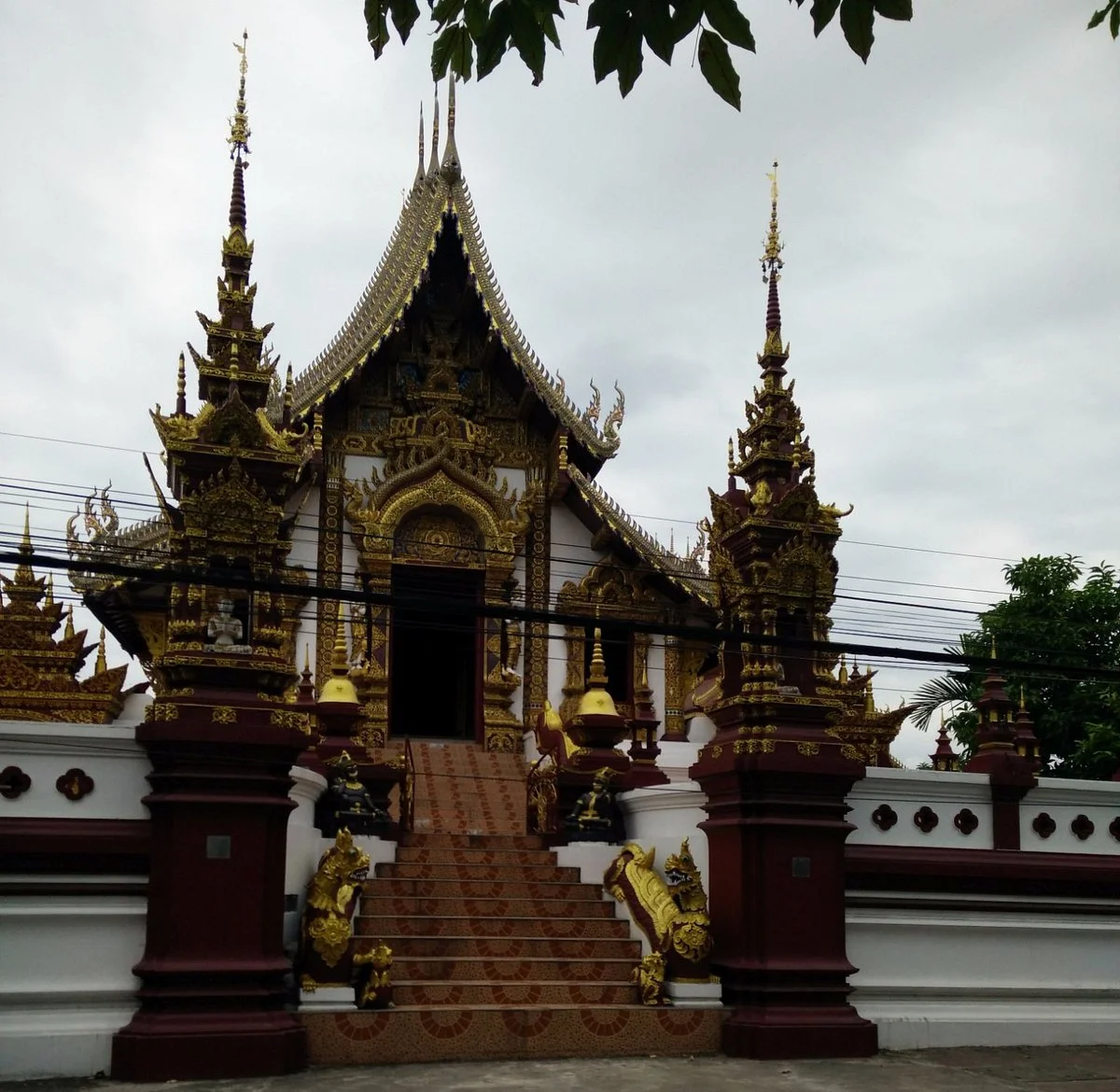 Wat Mo Kham Tuang