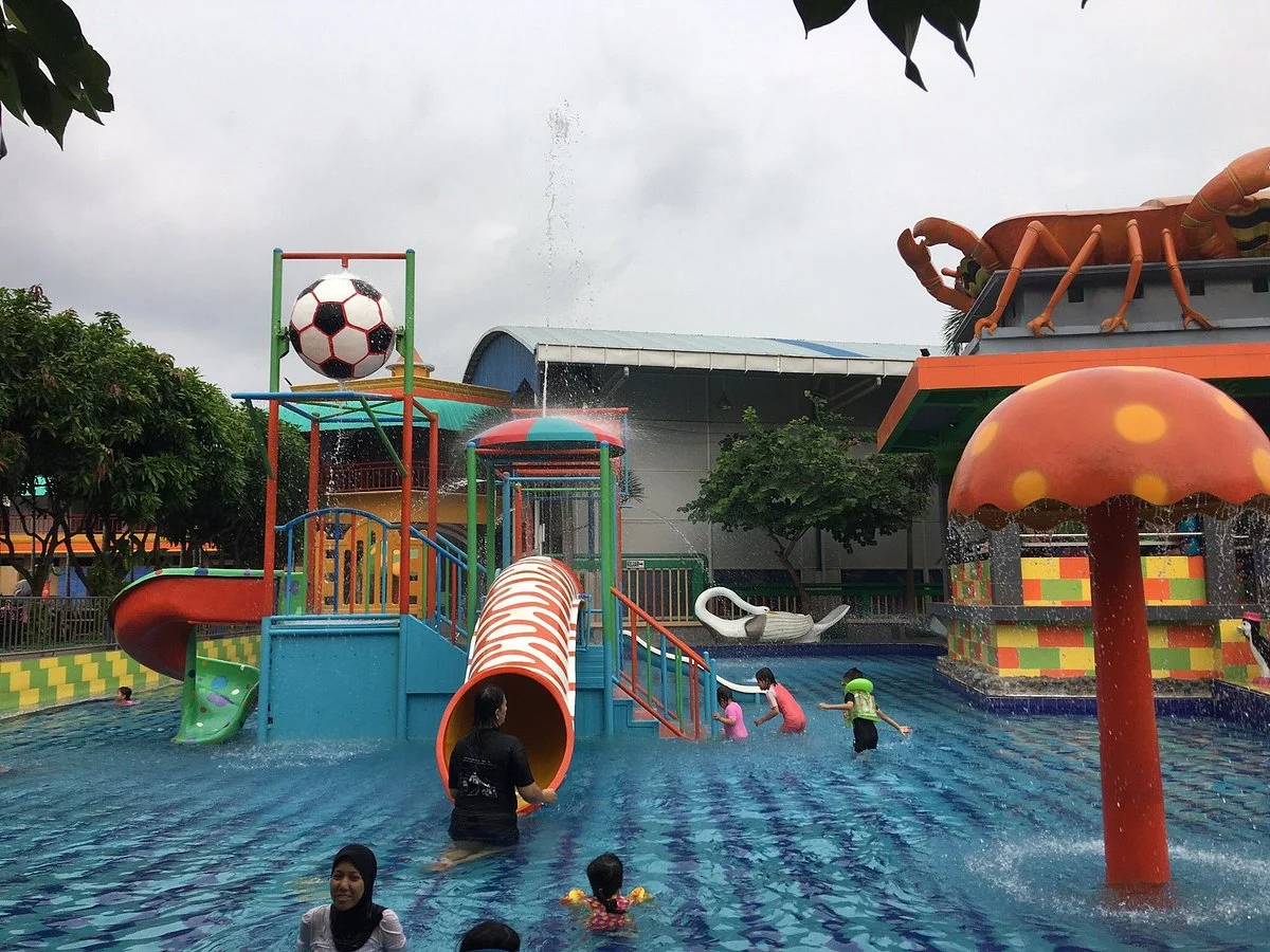 Lampung Walk