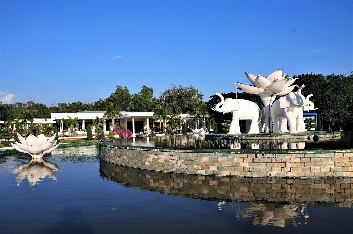 Naypyidaw Zoological Garden