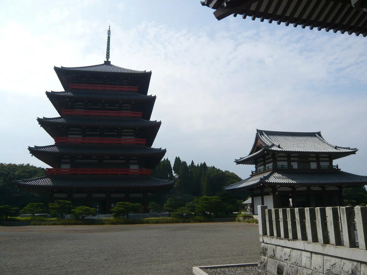 Rengekin Tanjoji Temple