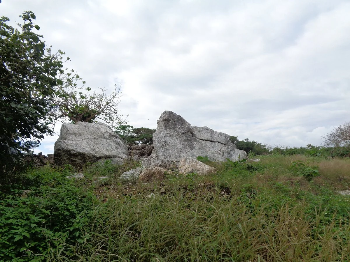 Shinzatomura Historic Ruins