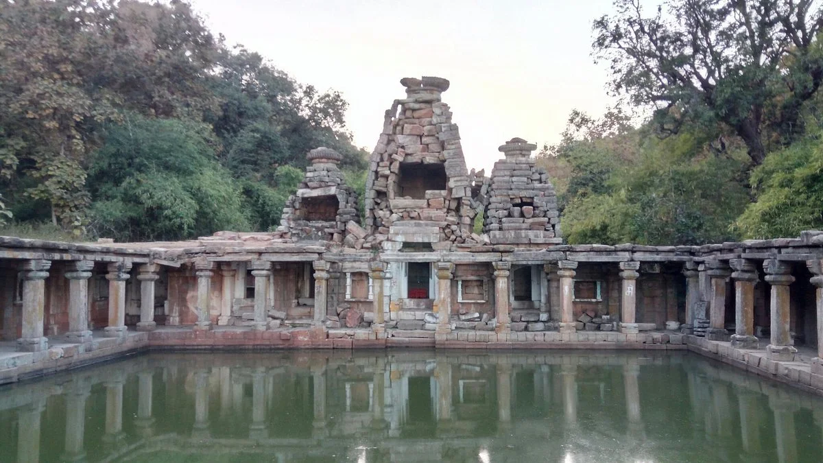 Kapoor Baoli