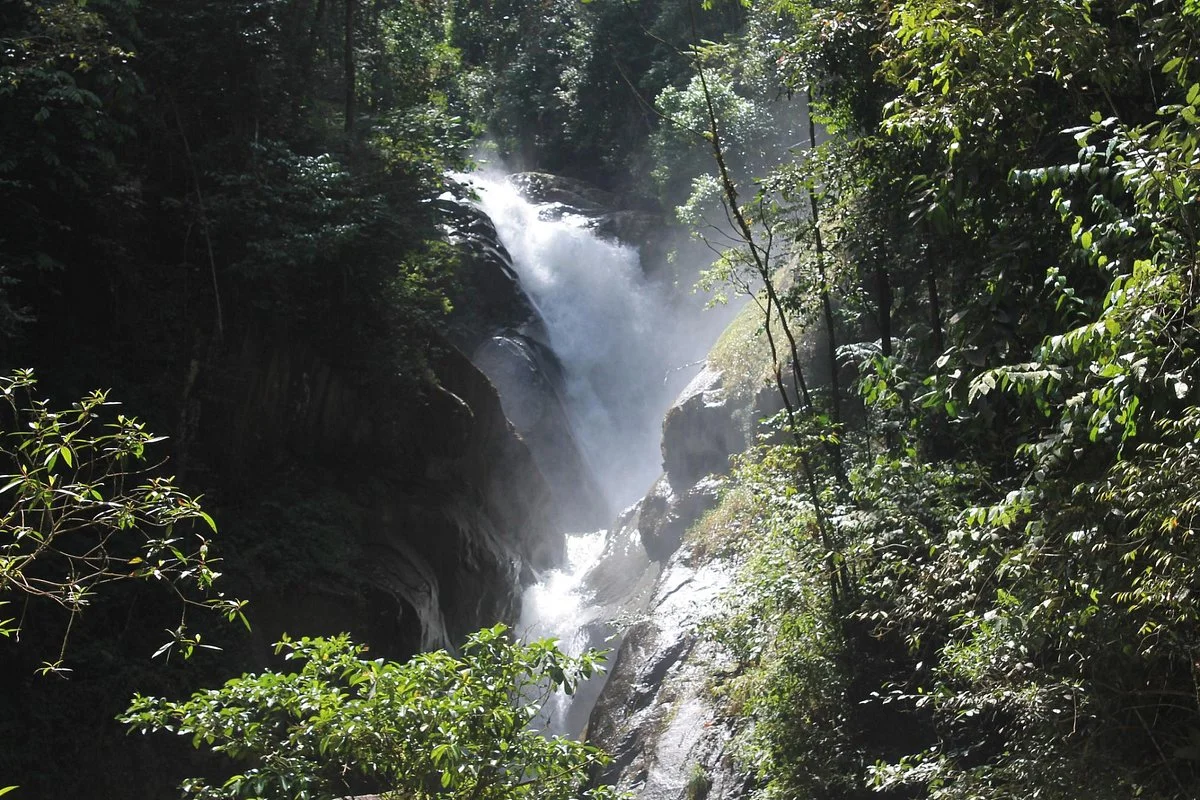 Chiling Waterfall