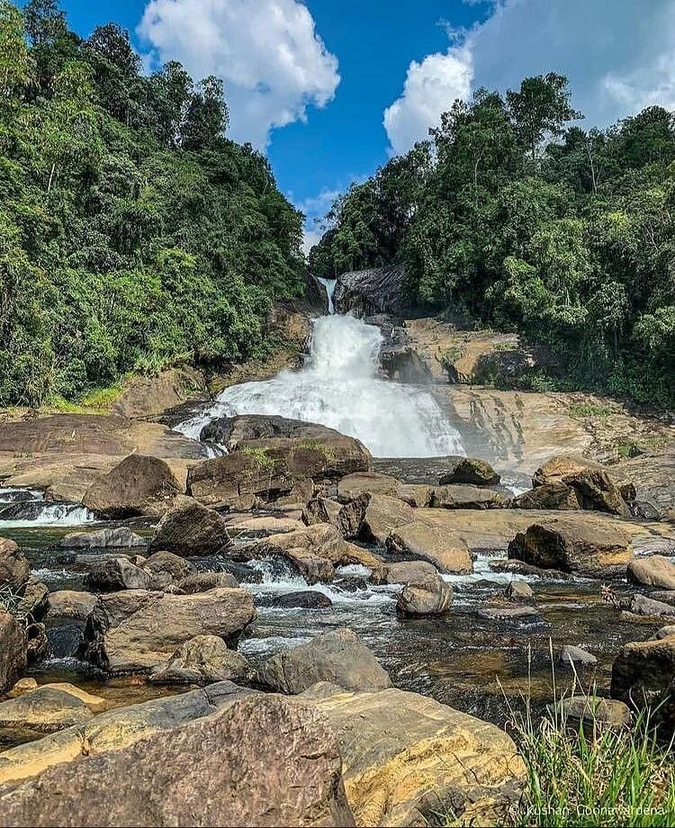 Bopath Ella (Bopath Falls)