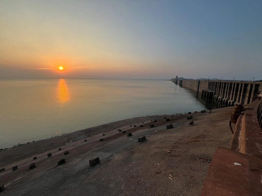 Tungabhadra Gardens and Dam