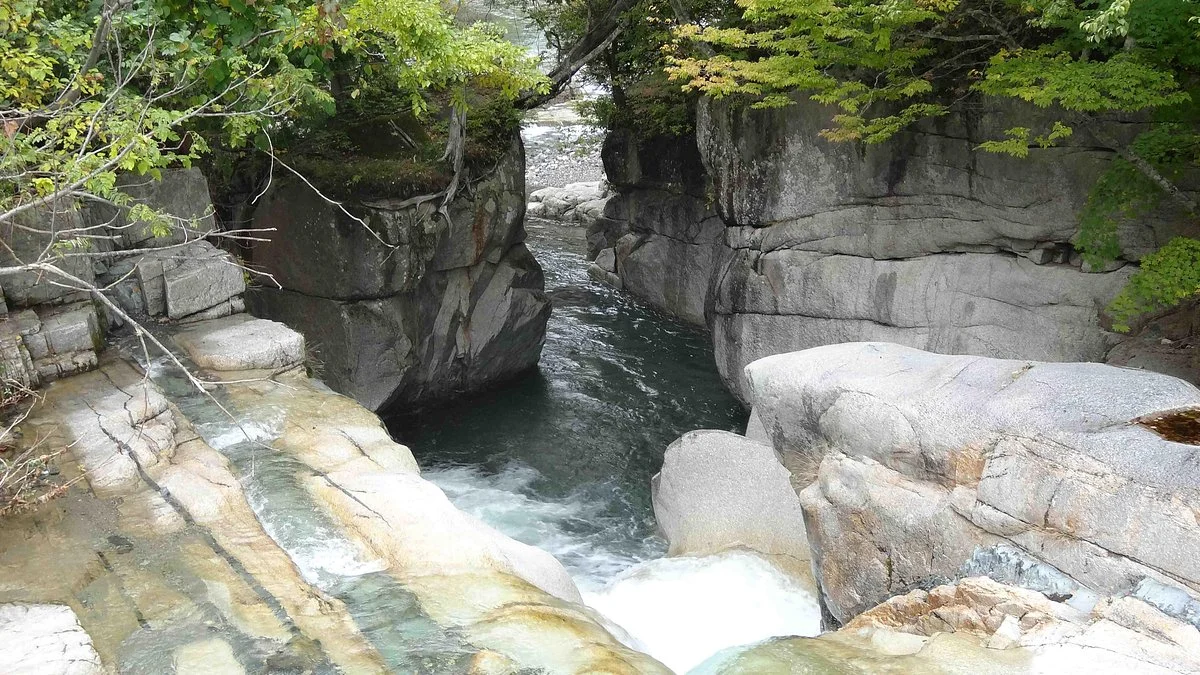 Dogen Waterfall