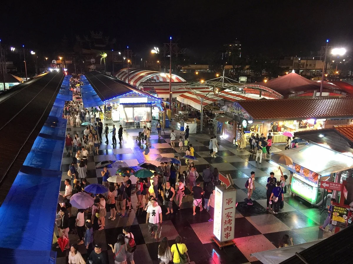 Dongdamen Night Market