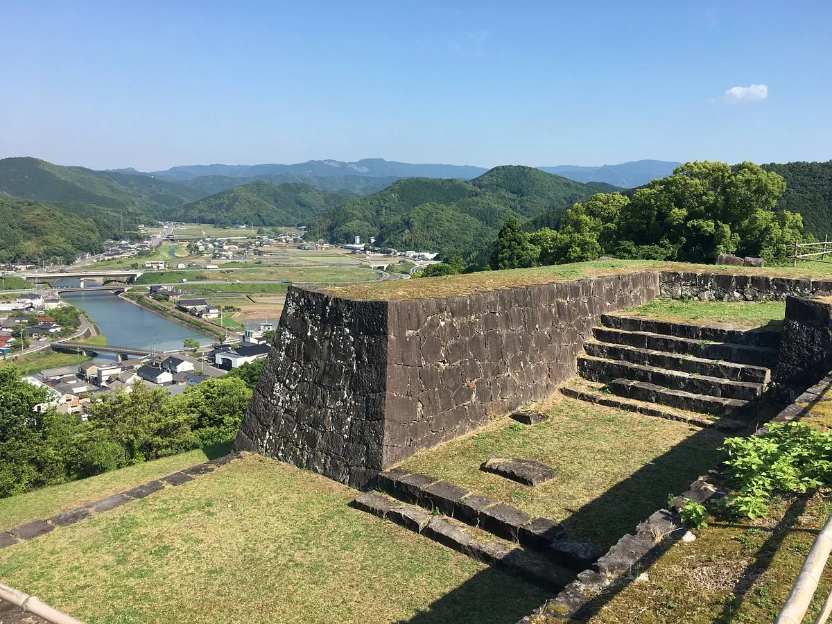 Sashiki Old Castle Site