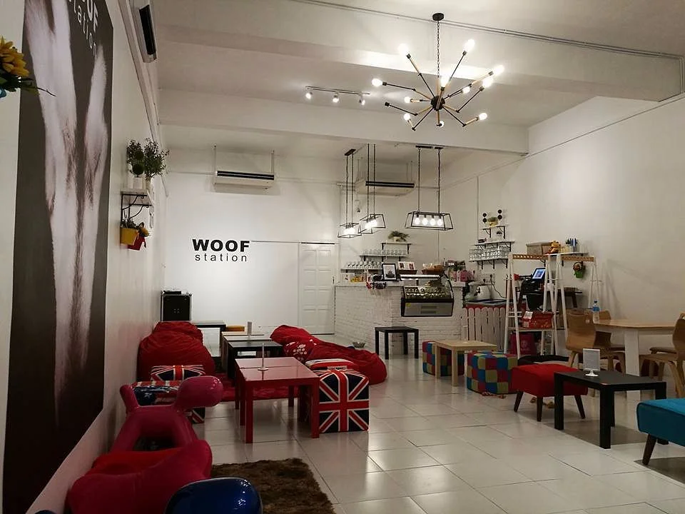 Woof Station