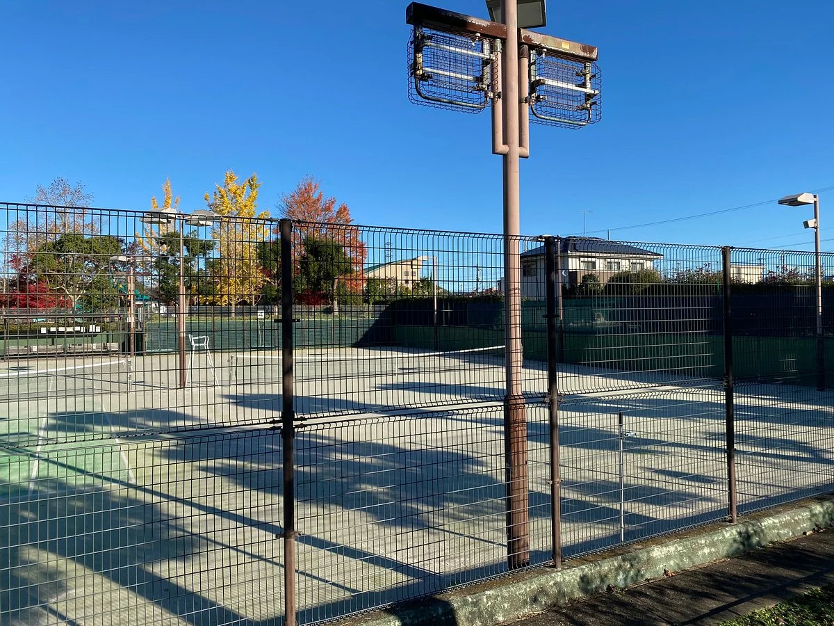 Naruko Neighborhood Park Tennis Court