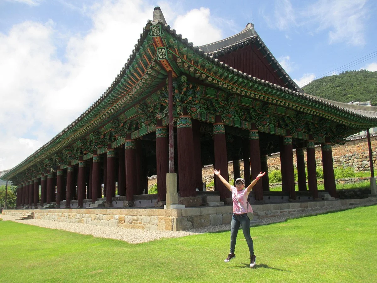 Yeosu Jinnamgwan