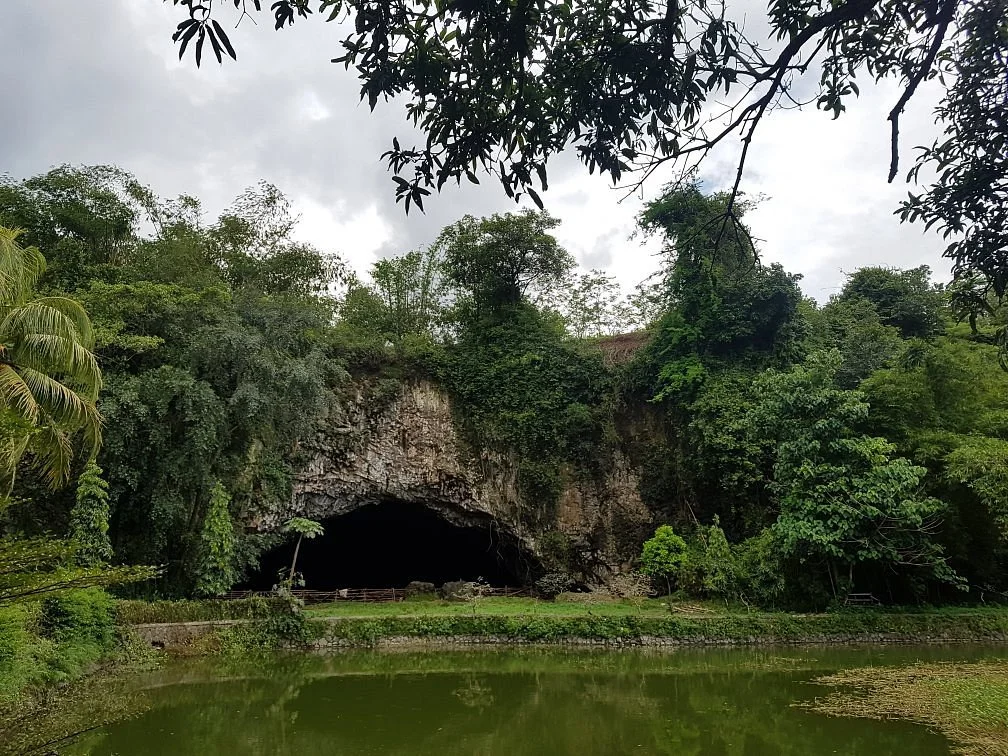 Lalay Cave