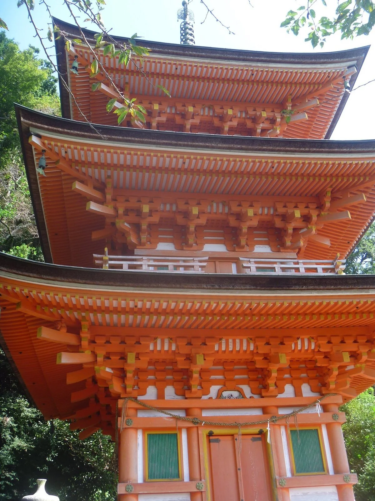 Hogon-ji Temple Hondo (Bezaitendo)