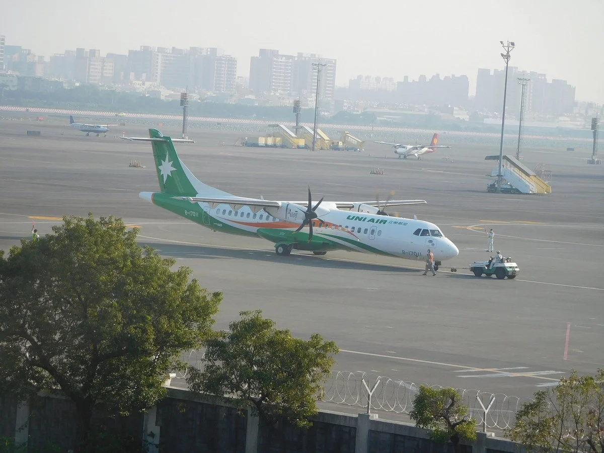 Plane spotting at the observation deck