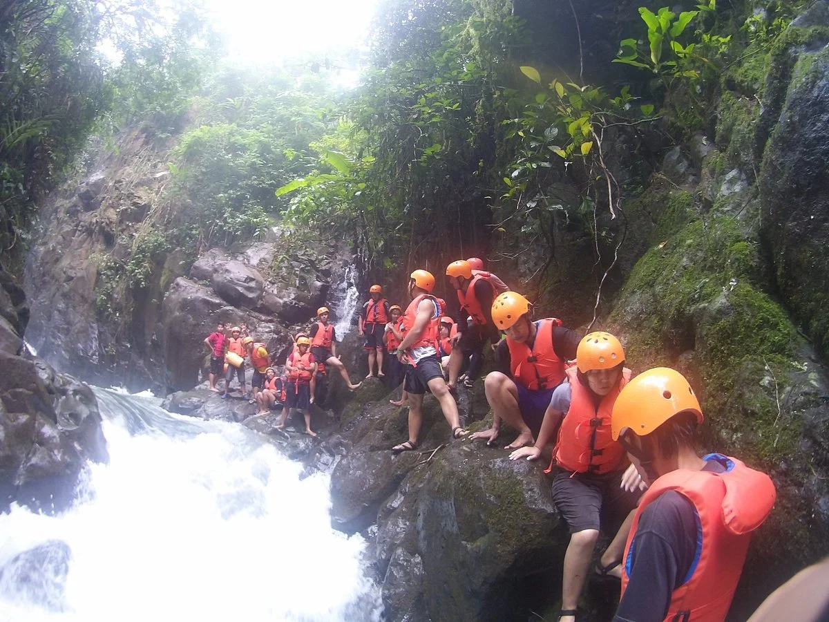 Curug Priuk, Naga Dan Barong