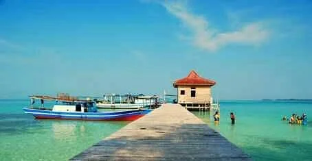 Semak Daun Island