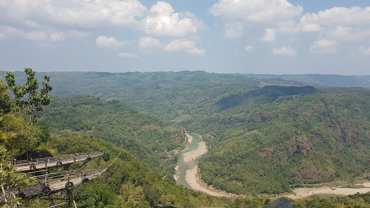 Bukit Mojo Gumelem