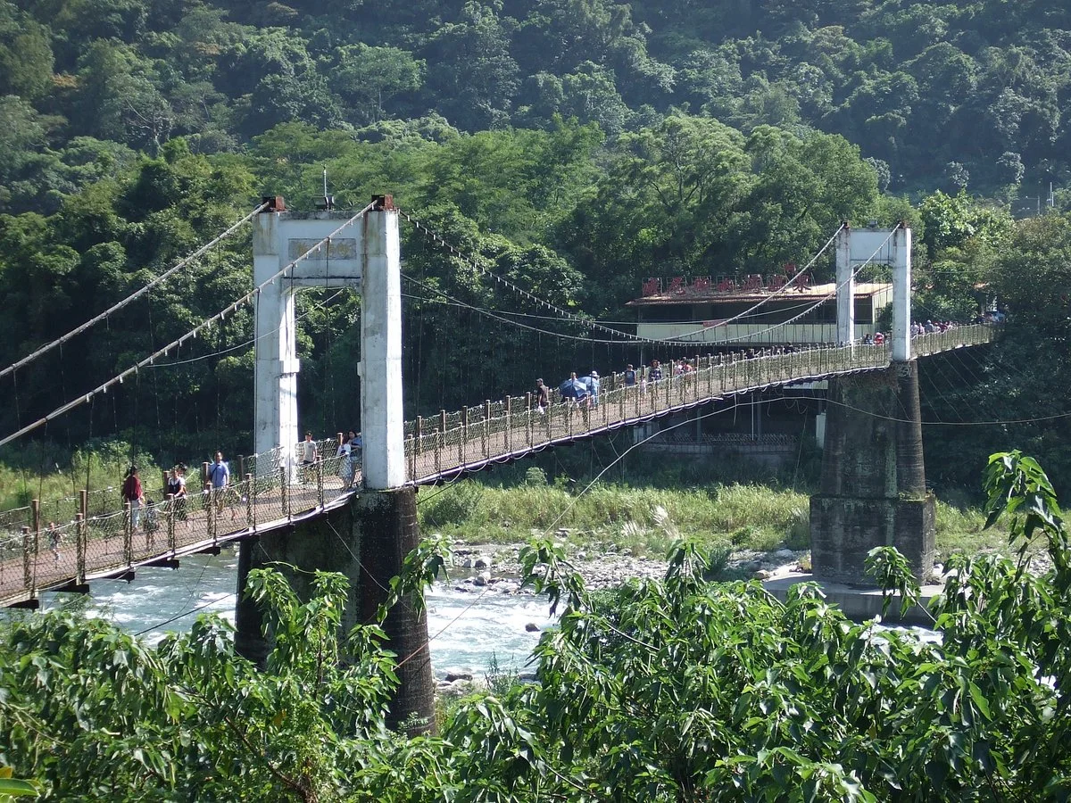 Neiwan Bridge