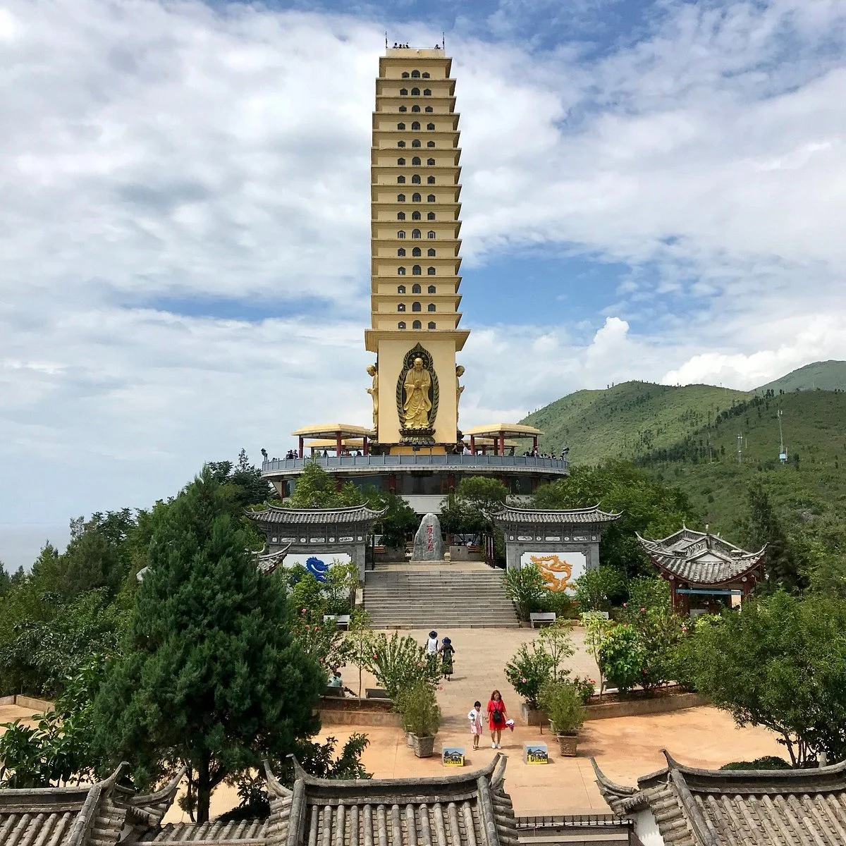 Dali Erhai Tianjing Temple