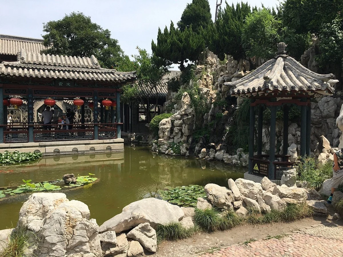 Weifang Shihuyuan Garden - Outdoor Museum