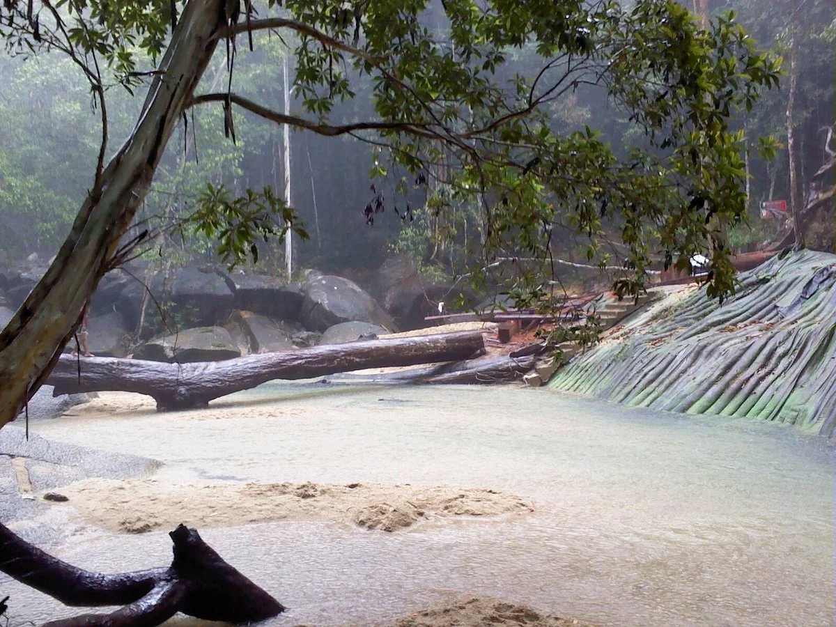 Lata Tembakah