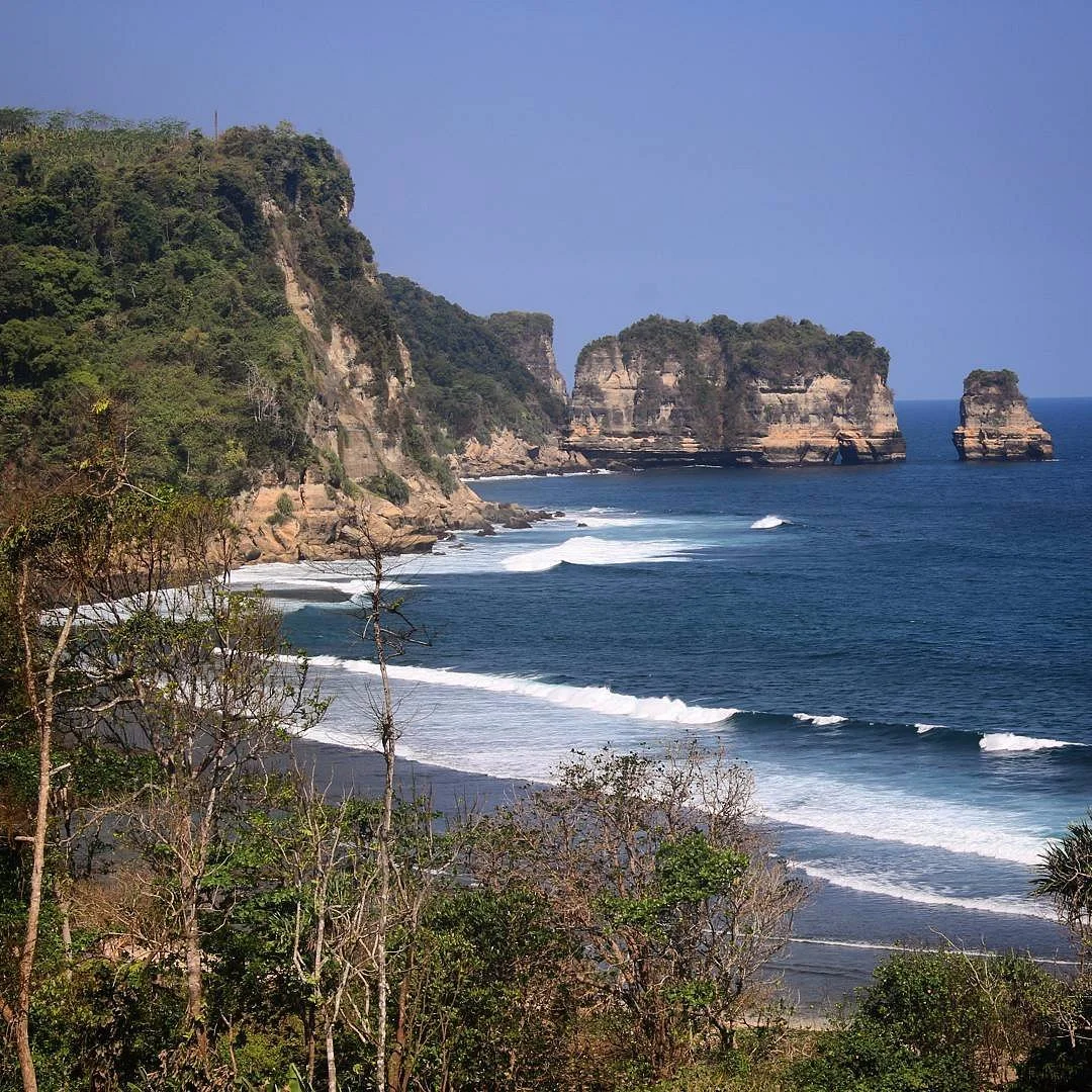 Ngalur Beach