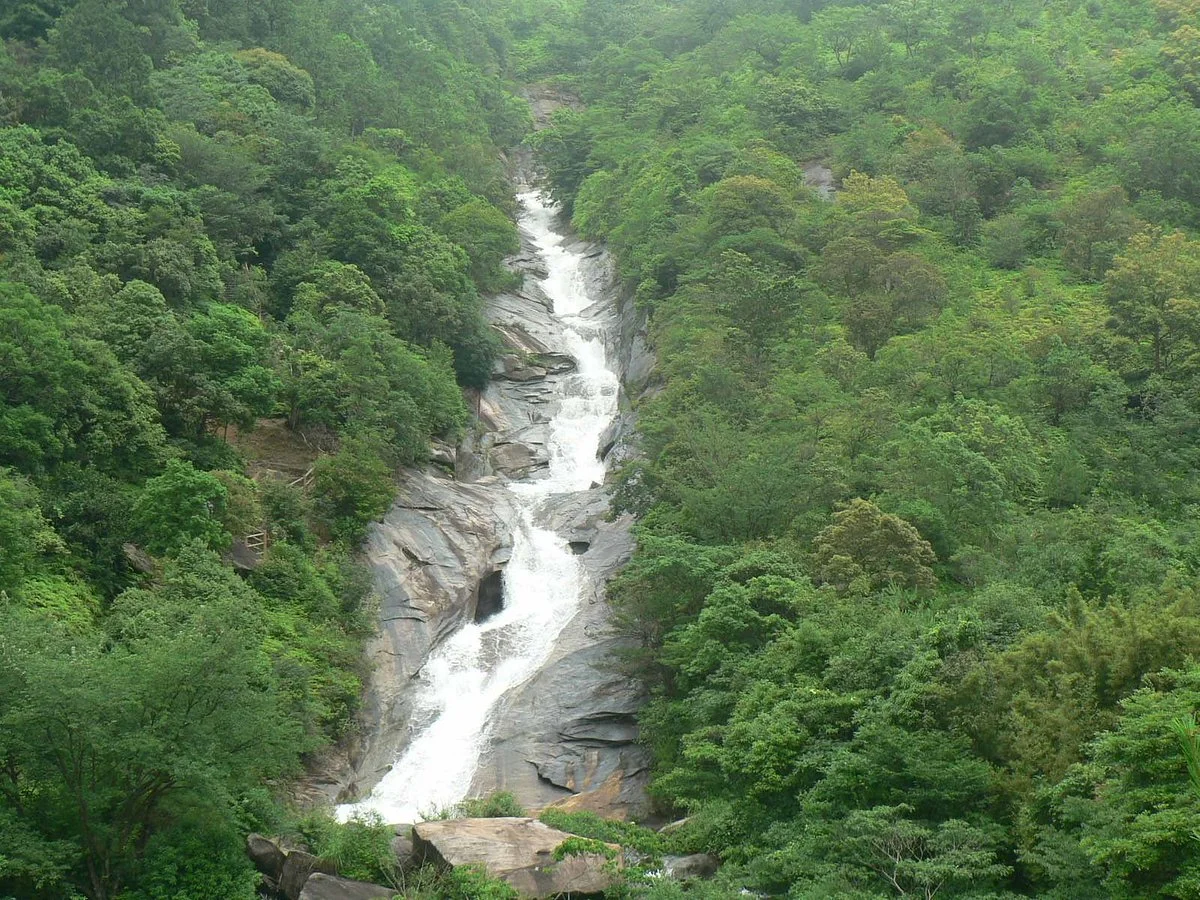 Iwaiguchi Kannon Waterfall