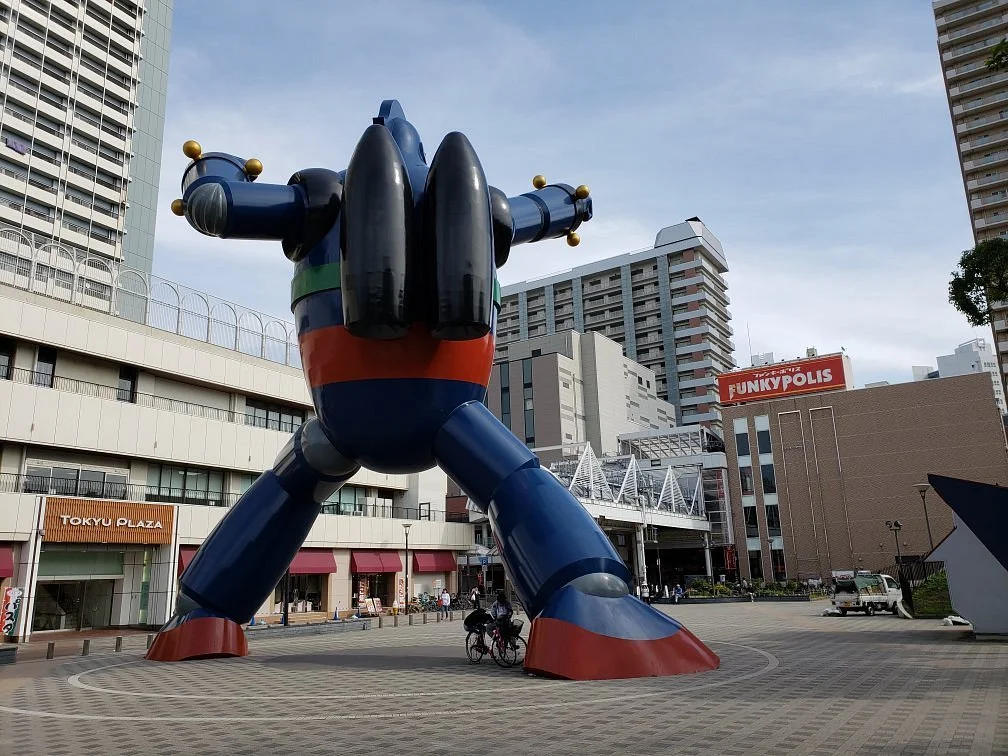 Tetsujin No. 28 Statue