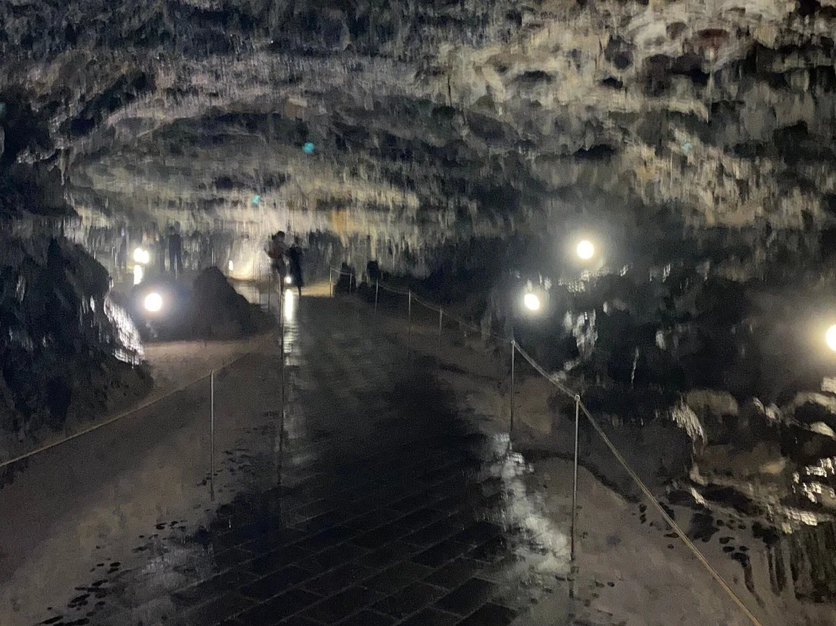Hyeopjaegul Cave -Hallim Park