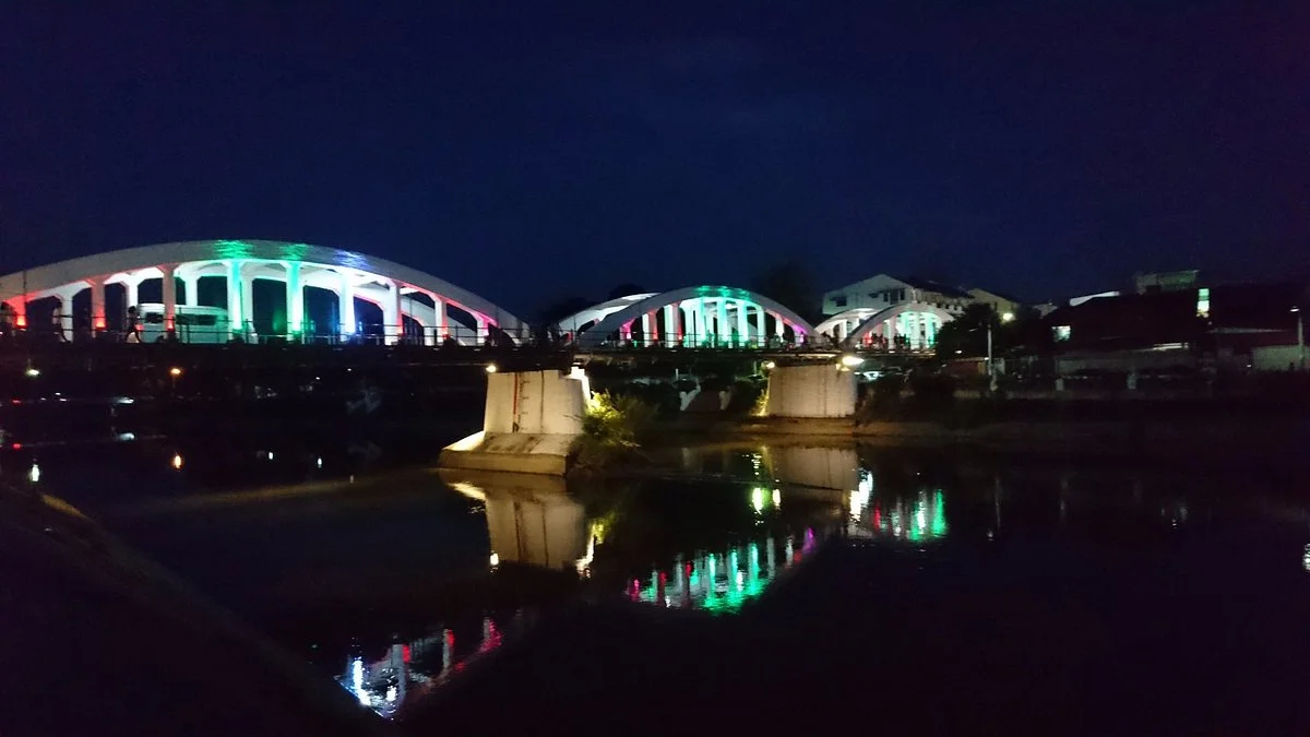 Ratsadapisek Bridge