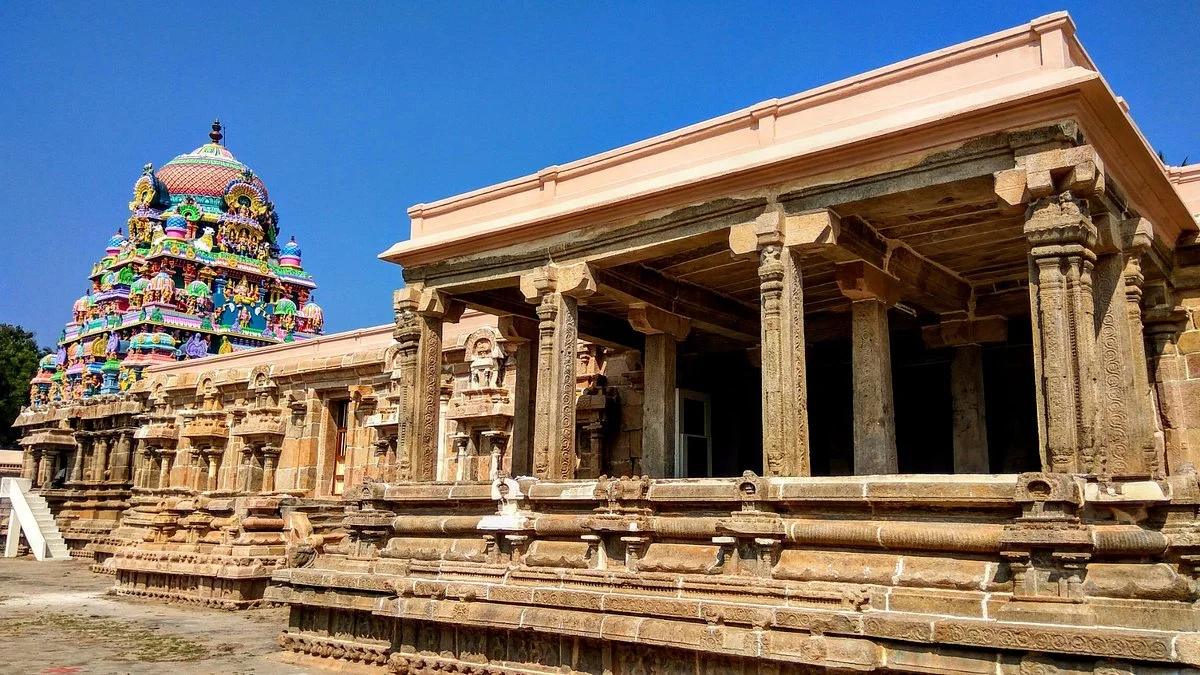 Somaswarar Temple Pazhayarai