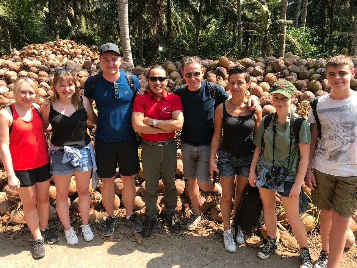 Deluxe Group Tours
