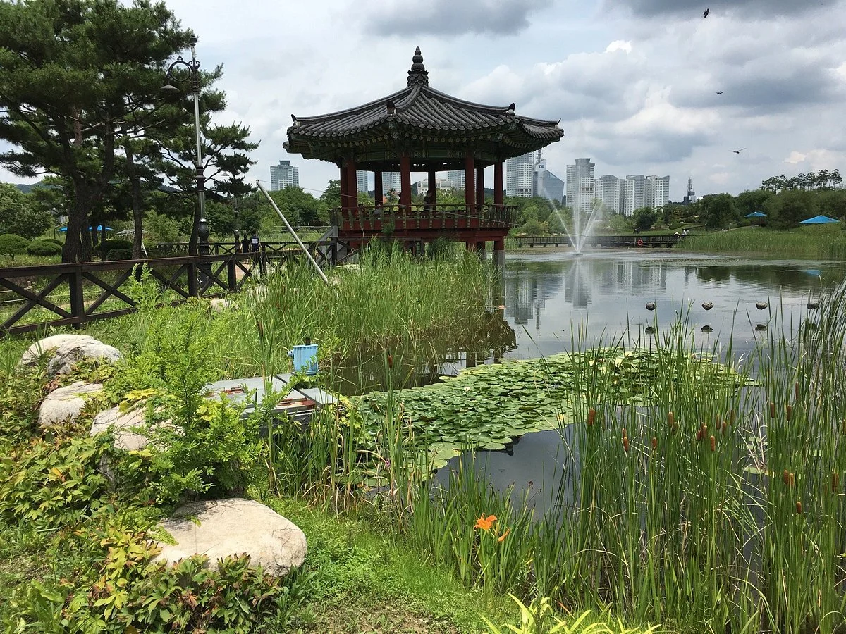 Hanbat Arboretum