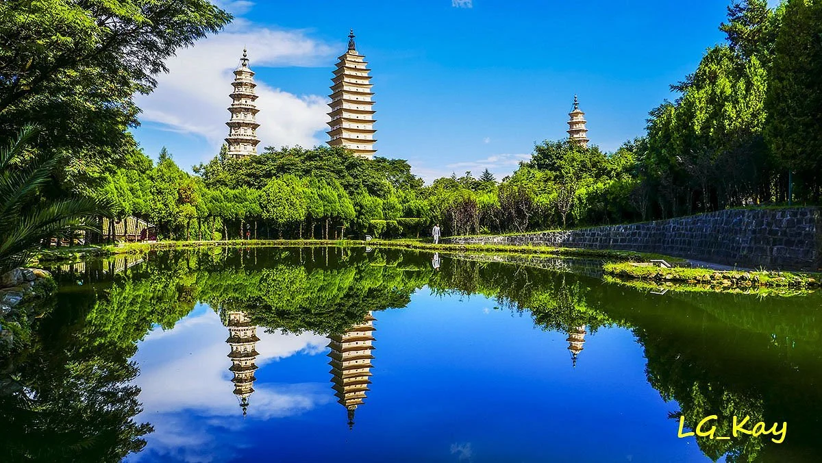 Chongsheng Three Pagodas