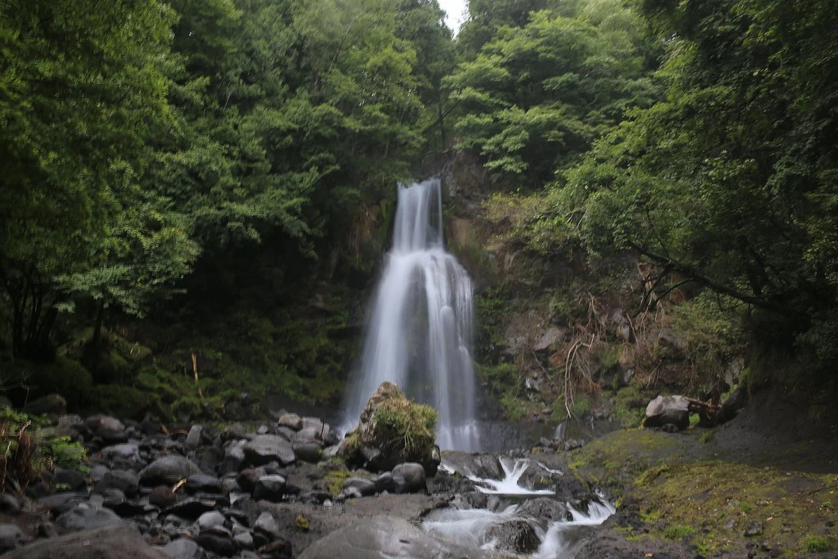 Onoshima Waterfall