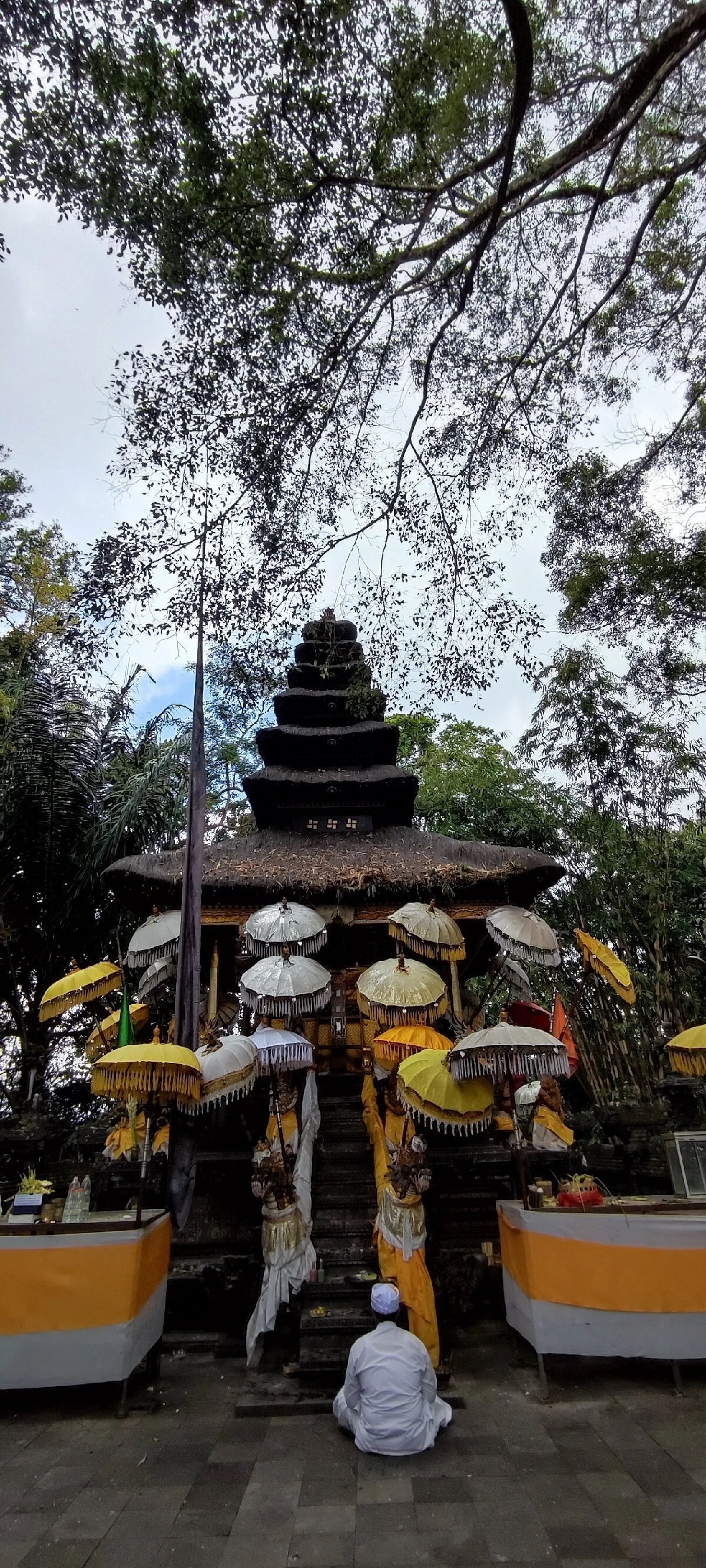 Pura Bukit Sinunggal