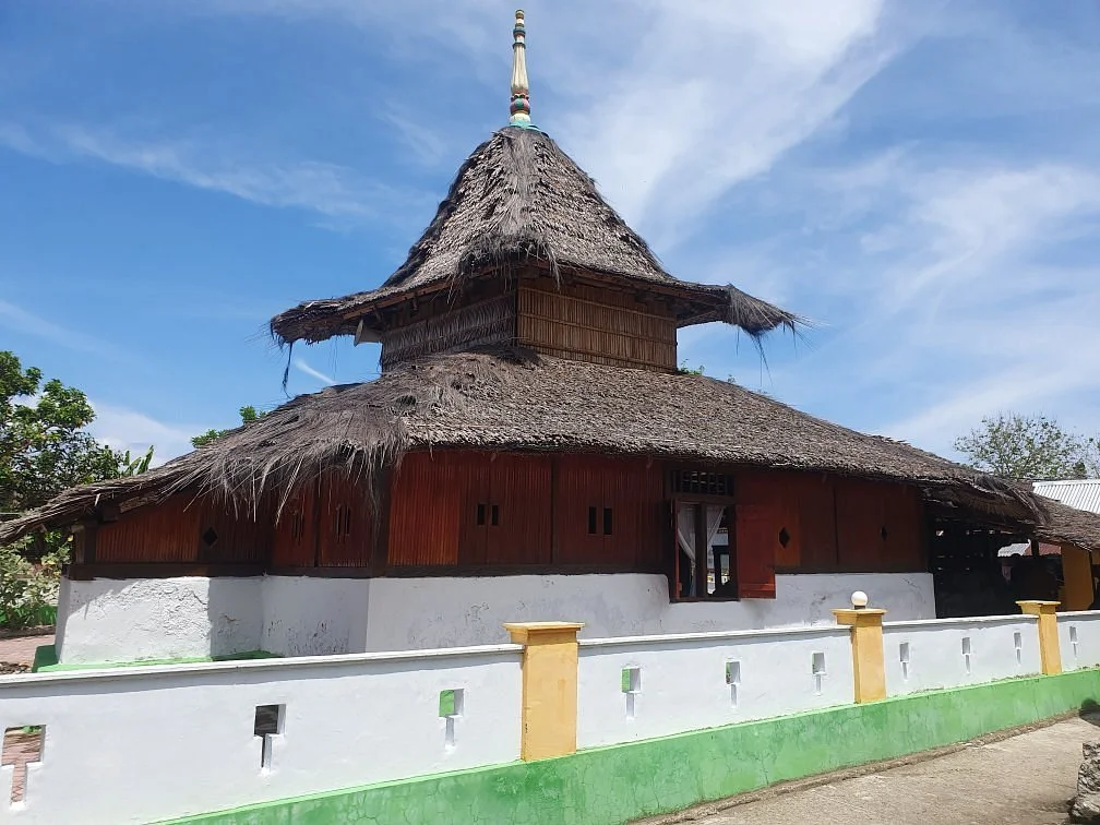 Wapauwe Old Mosque