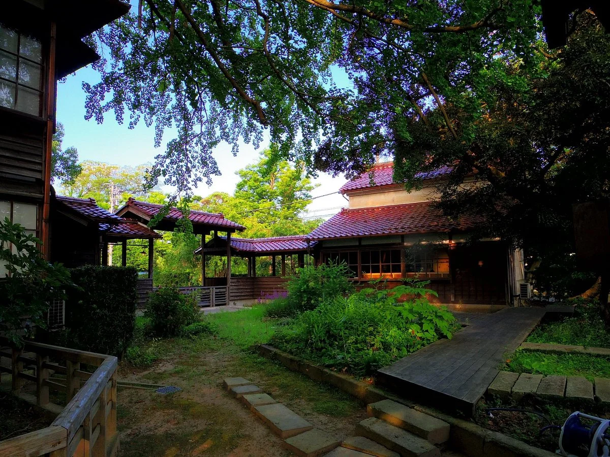 Kyuya Fukada Yama no Bunkakan