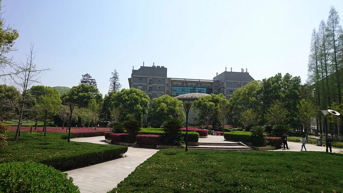 Luojia Mountain