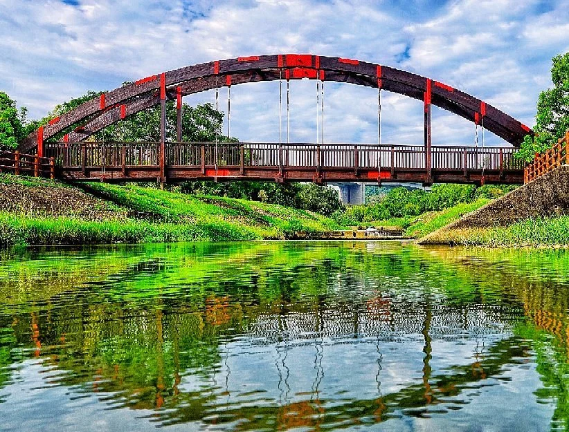 Niou Lan River Waterfront Park