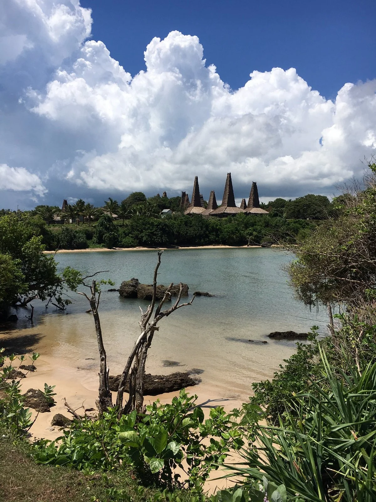 Ratenggaro Beach
